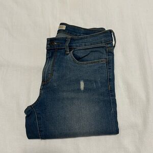 Distressed Skinny Jeans